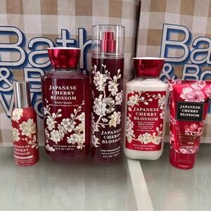 Bath & Body Works Japanese Cherry Blossom